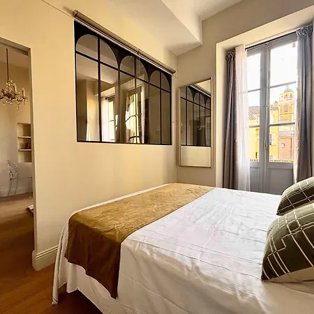 Casamea - T2, Clim, 150m, Vieille Apartment